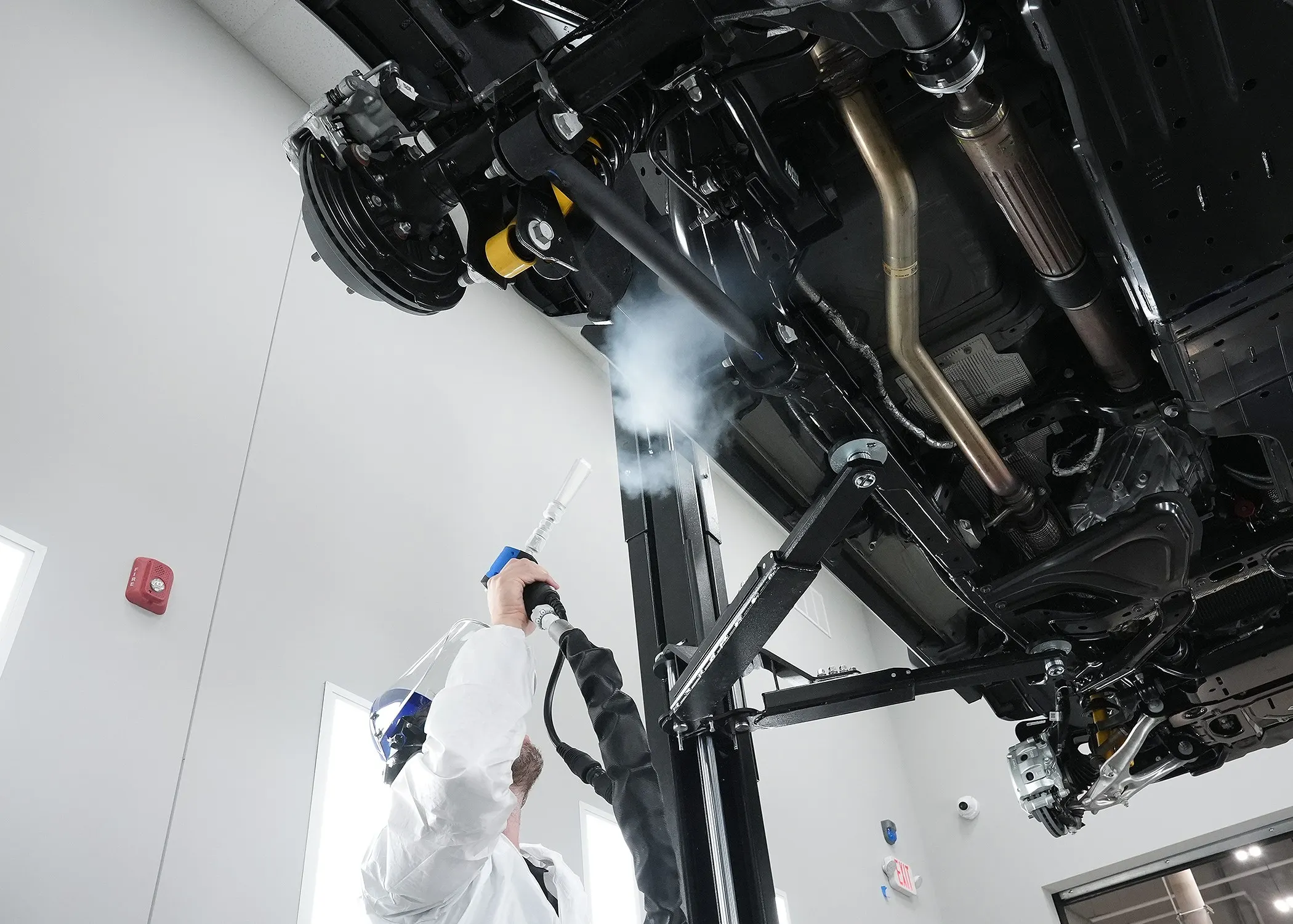 Dry ice blasting at Buff & Beyond
